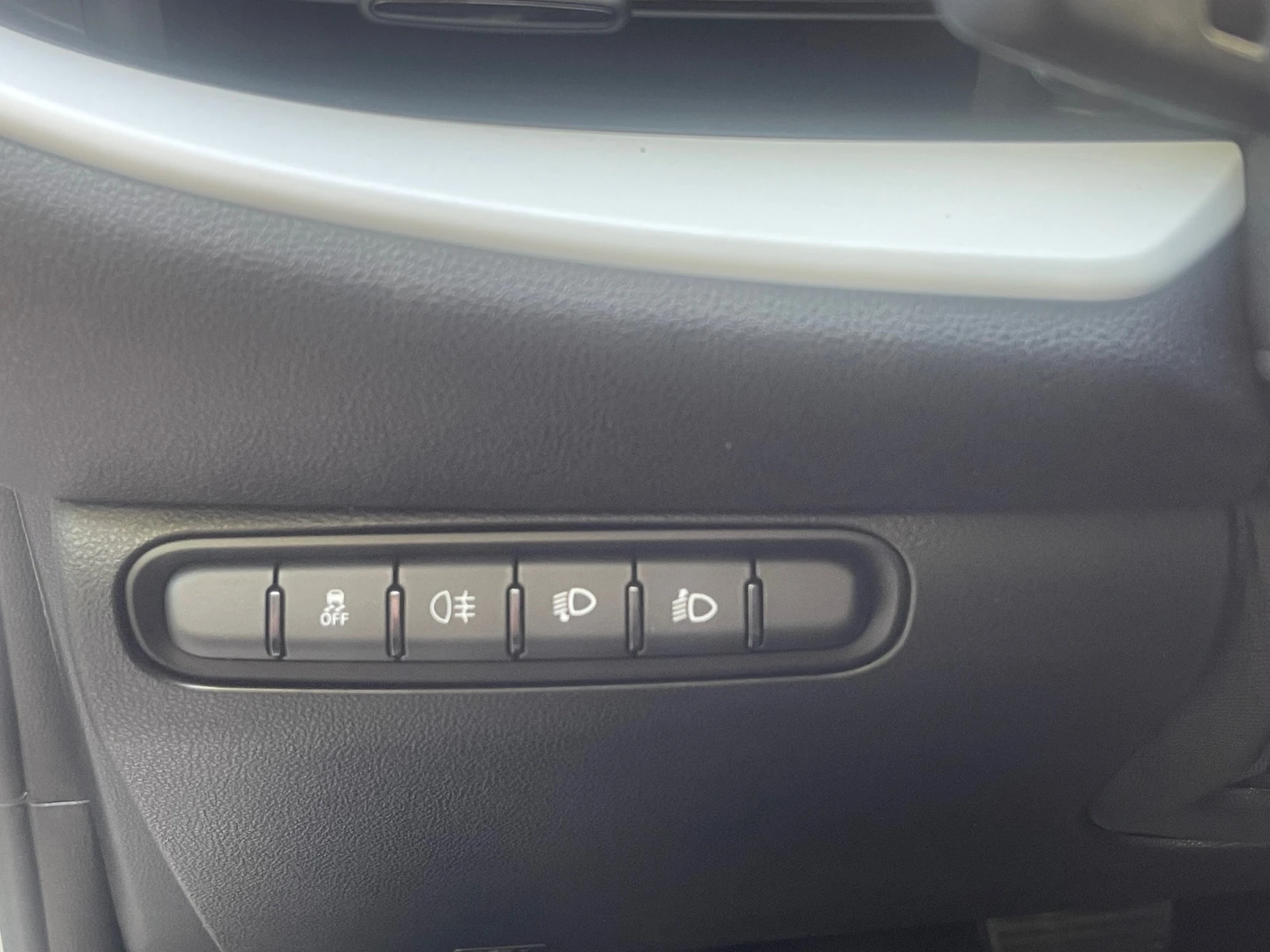 Fiat 500 E ICON/НОВ/42kWh — 17