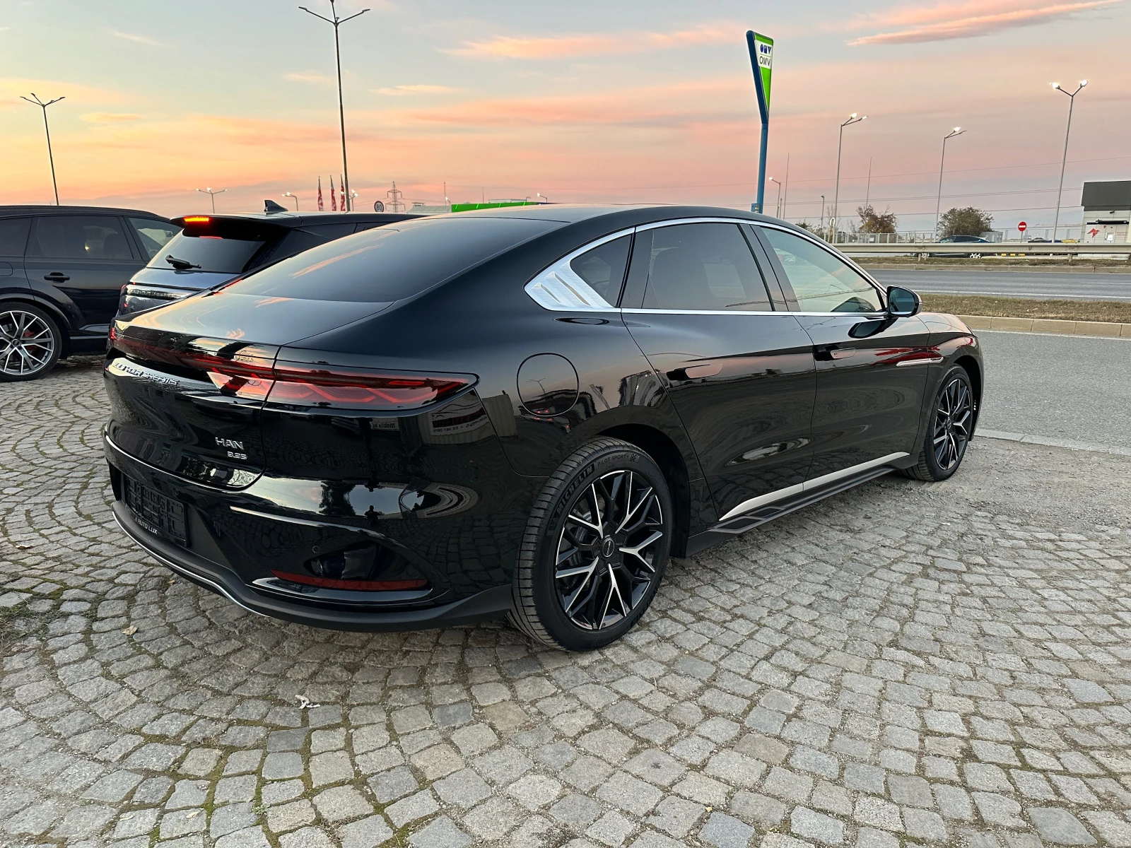 BYD HAN 4x4/Executive/HEAD UP/360-kamera86kw — 11