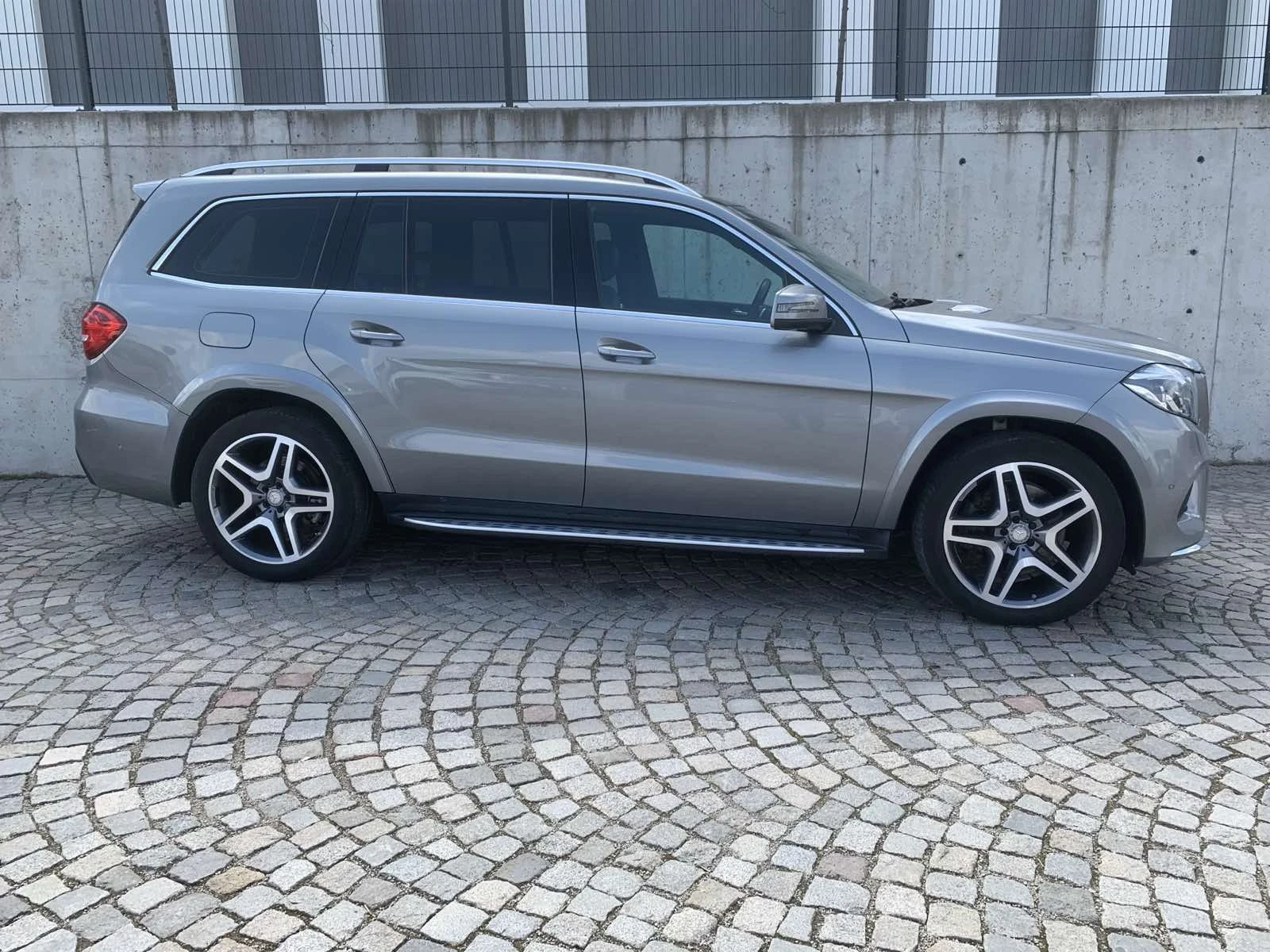 Mercedes-Benz GLS 350 AMG/NAVI/4 — 8