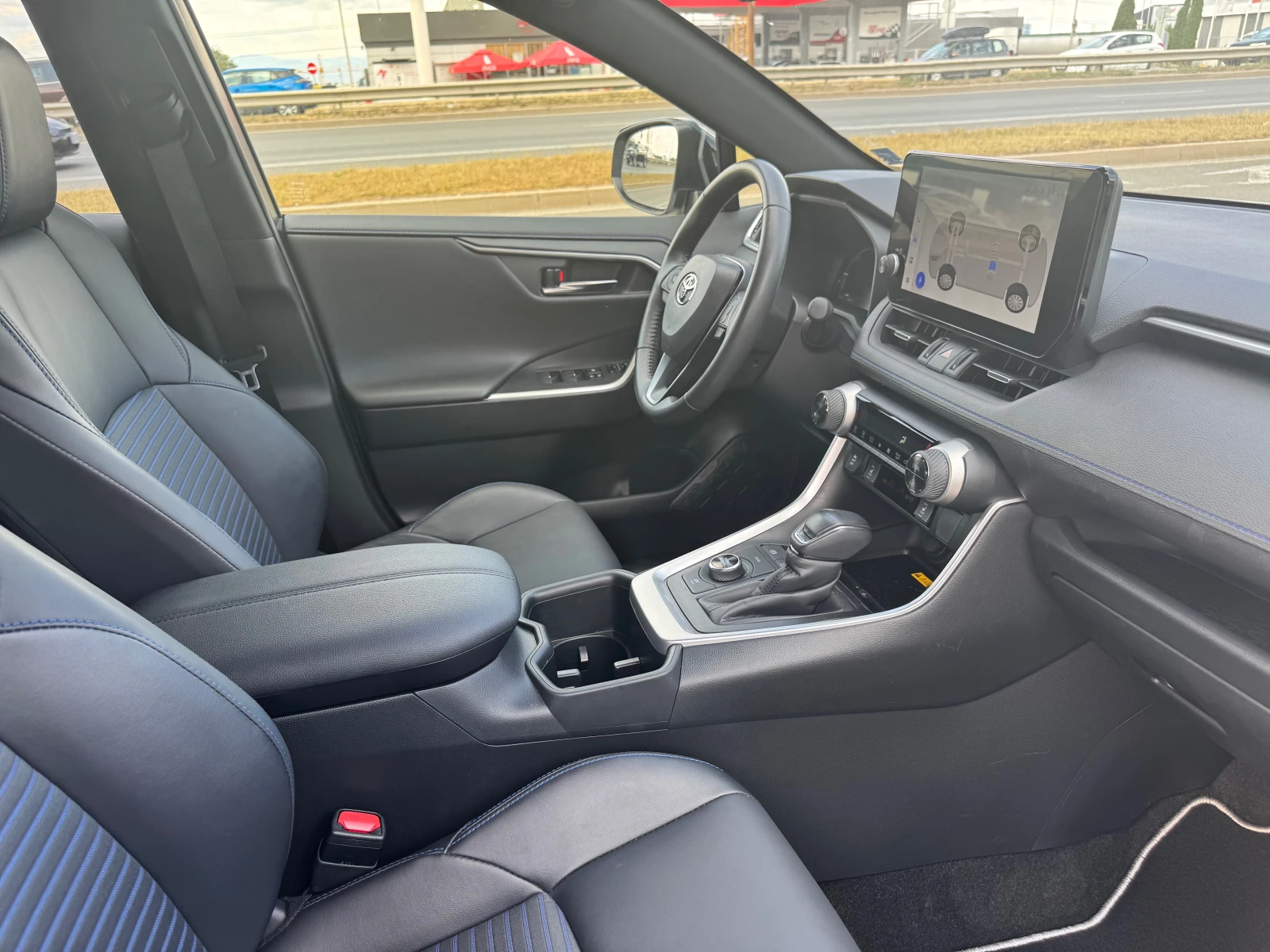 Toyota Rav4 Обява: 21752843495360266 — 16