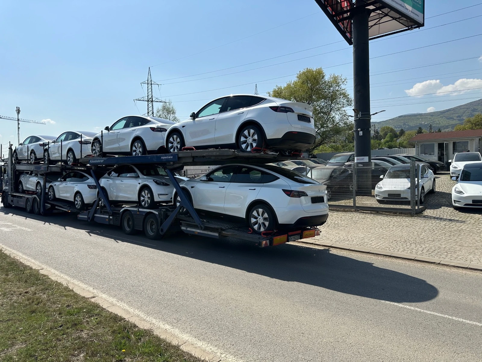 Tesla Model Y Dual — 13