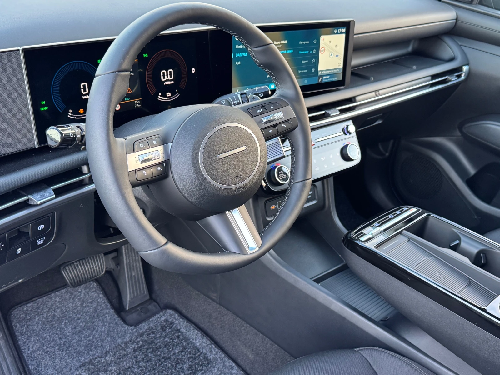 Hyundai Tucson Hybrid 215 — 10