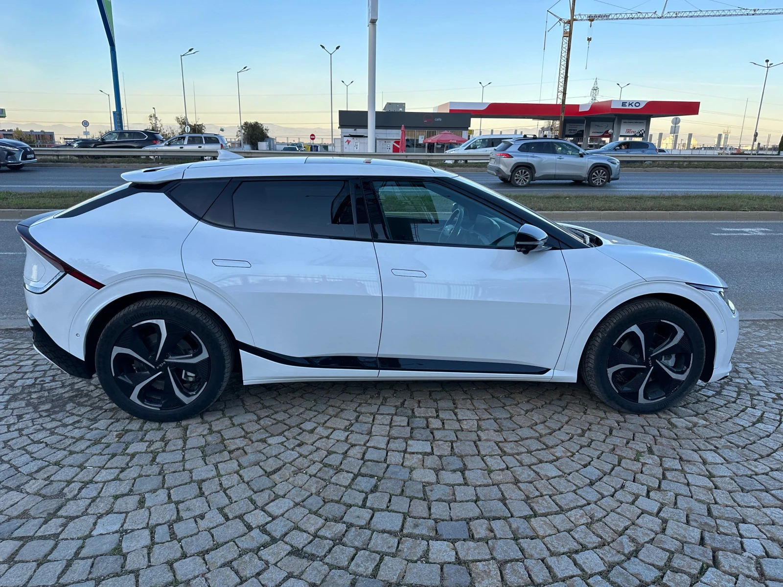 Kia EV6 GT-line/Panorama/4x4 Обява: — 8