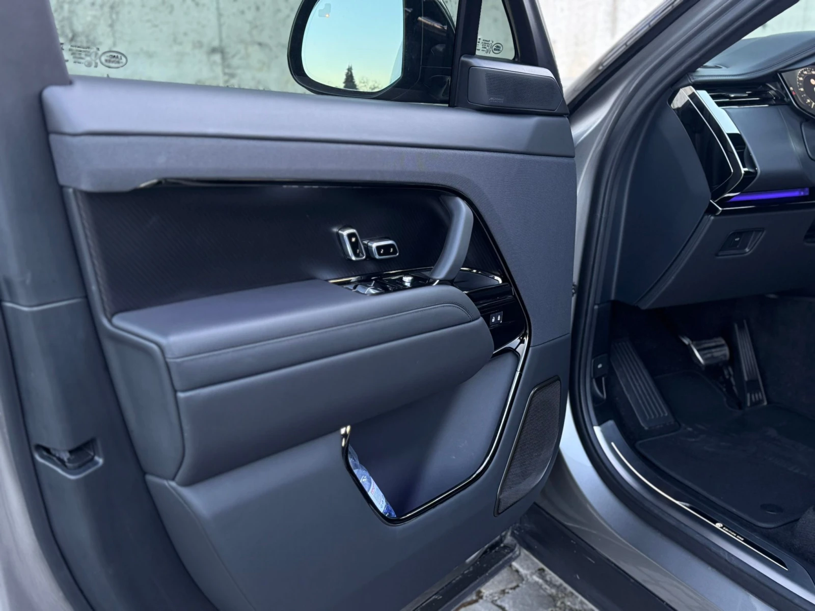 2025 Land Rover Range Rover Sport Edition ONE/SV — 11