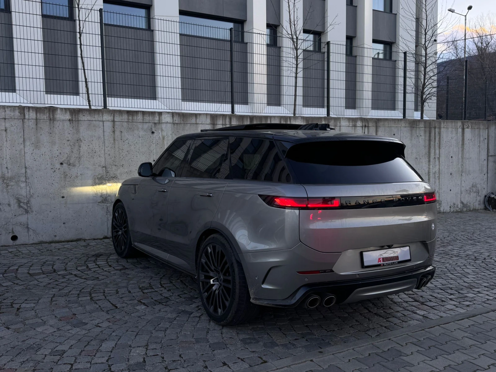 2025 Land Rover Range Rover Sport Edition ONE/SV — 6