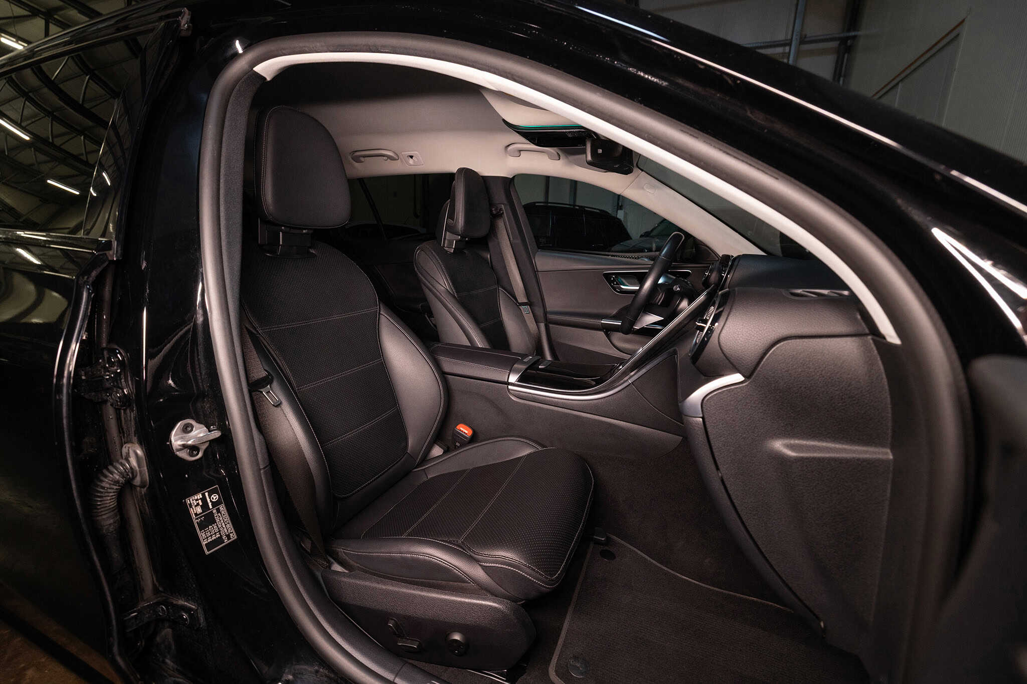 2021 Mercedes-Benz C 300 d AMG Line EQ Boost — 8