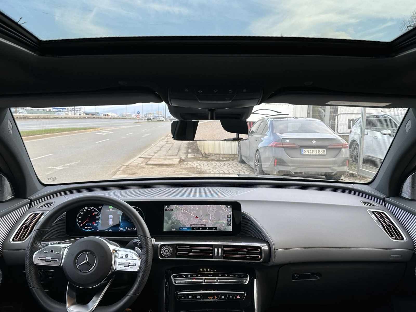 Mercedes-Benz EQC EQC400/4MATIC AMG — 10