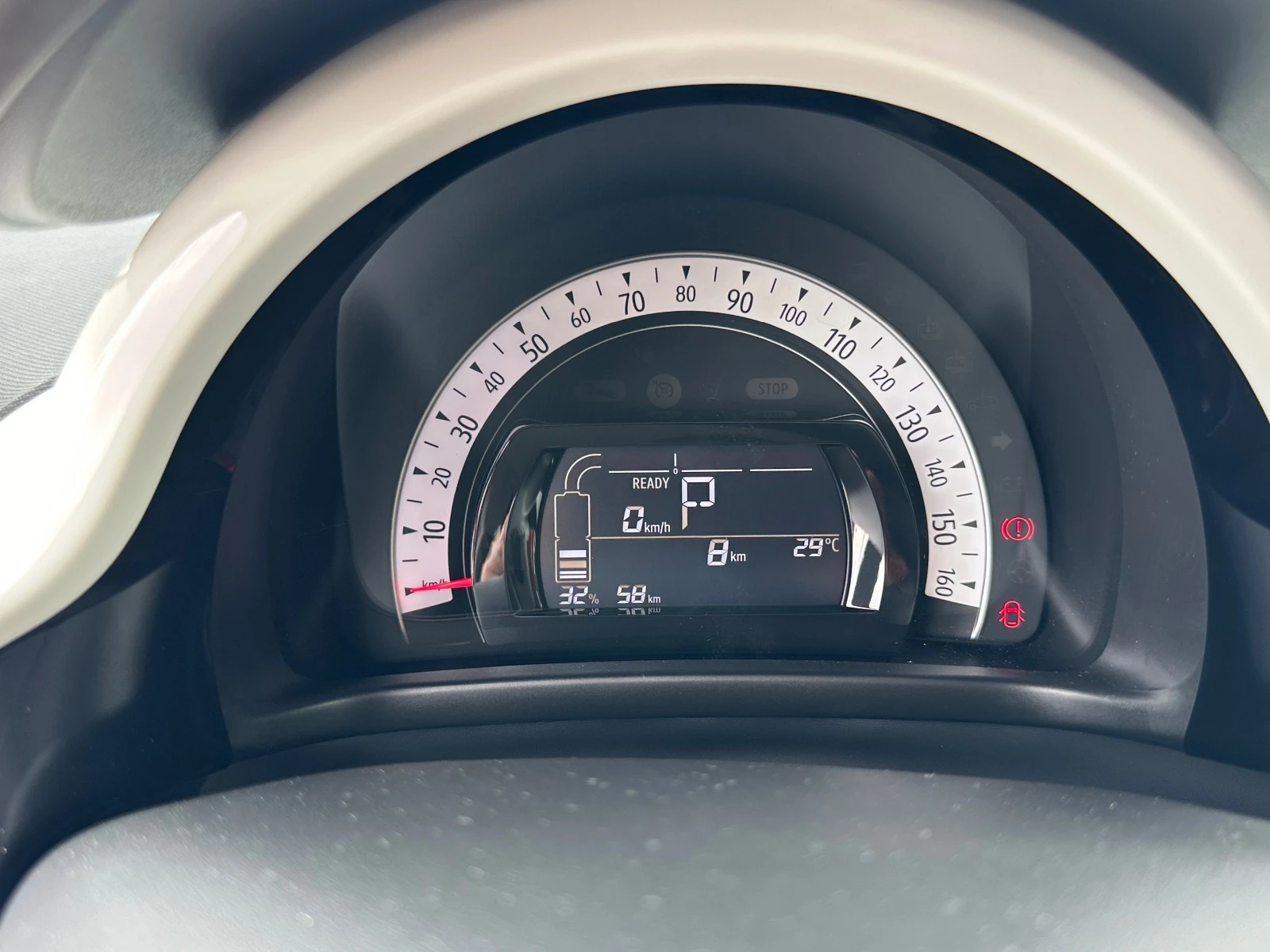 Renault Twingo Elektrik/Techno Schuko/ — 12