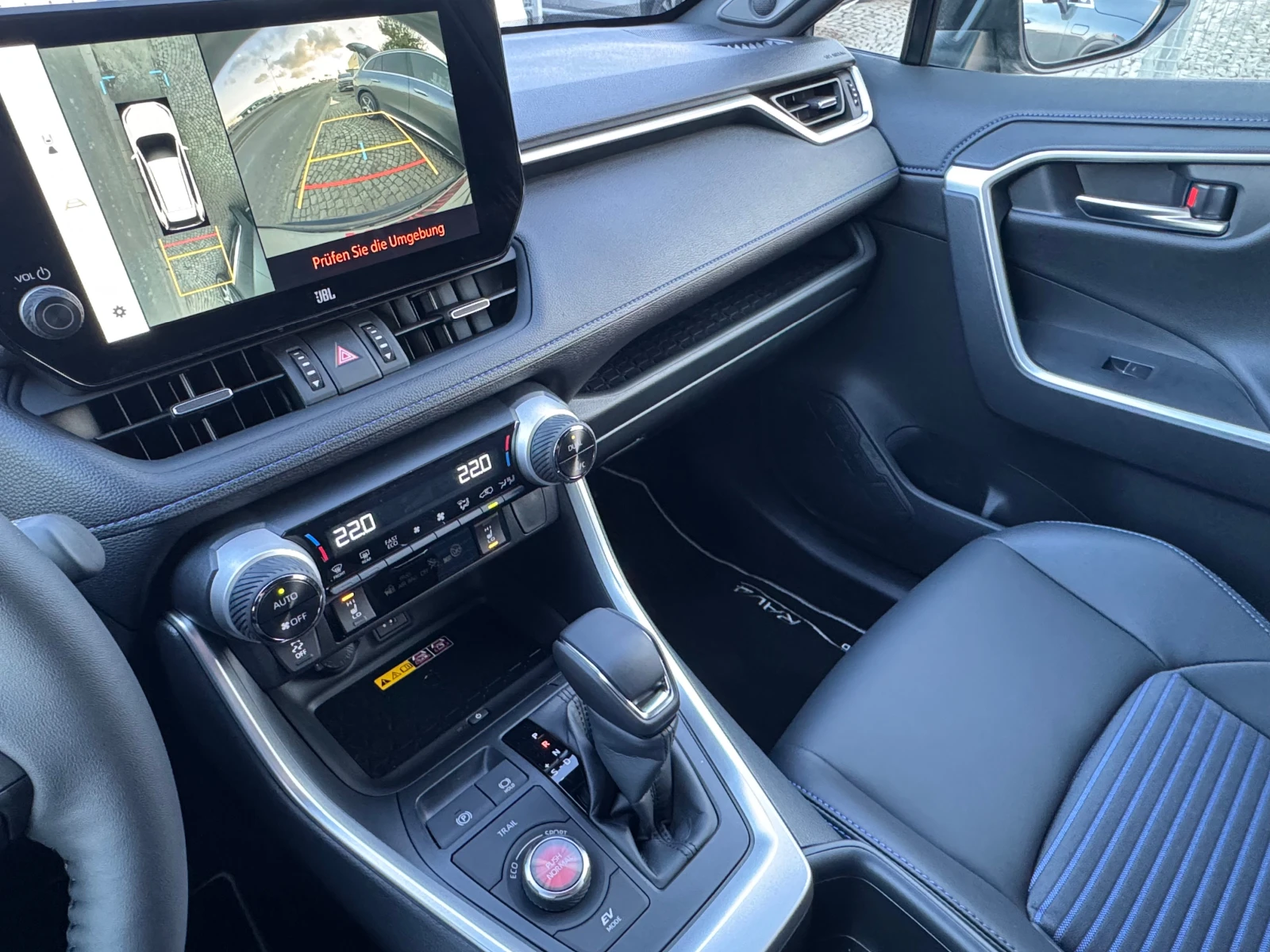 Toyota Rav4 5km/2.5-4x4/360/JBL Обява: — 14