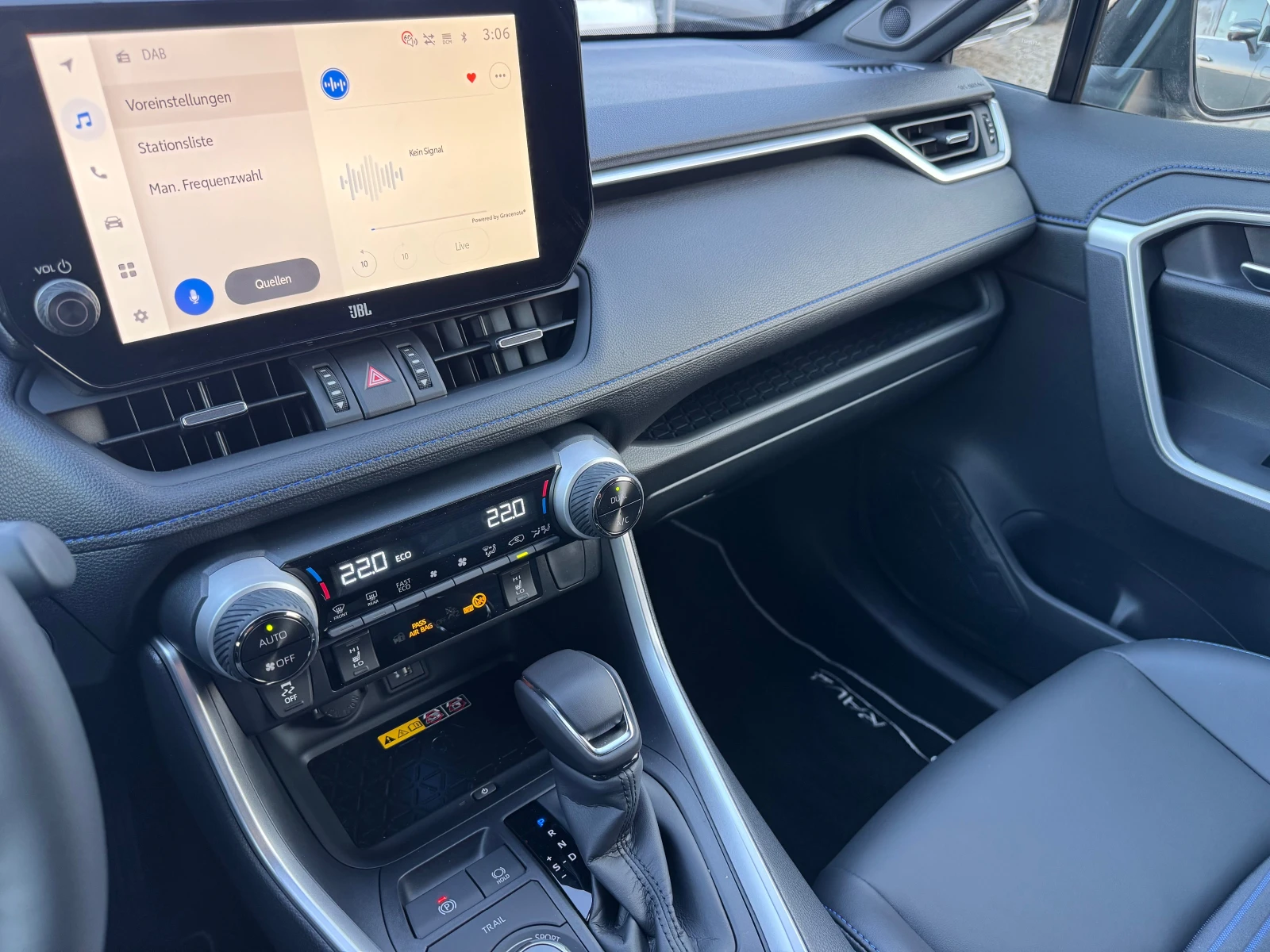 Toyota Rav4 5km/2.5-4x4/360/JBL Обява: — 12