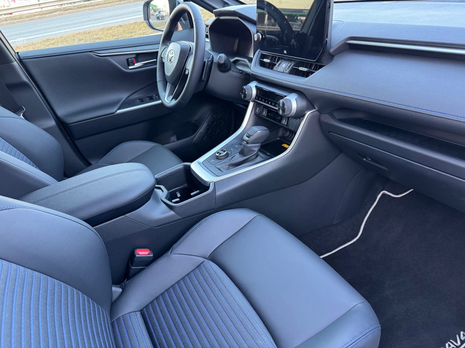 Toyota Rav4 5km/2.5-4x4/360/JBL Обява: — 9