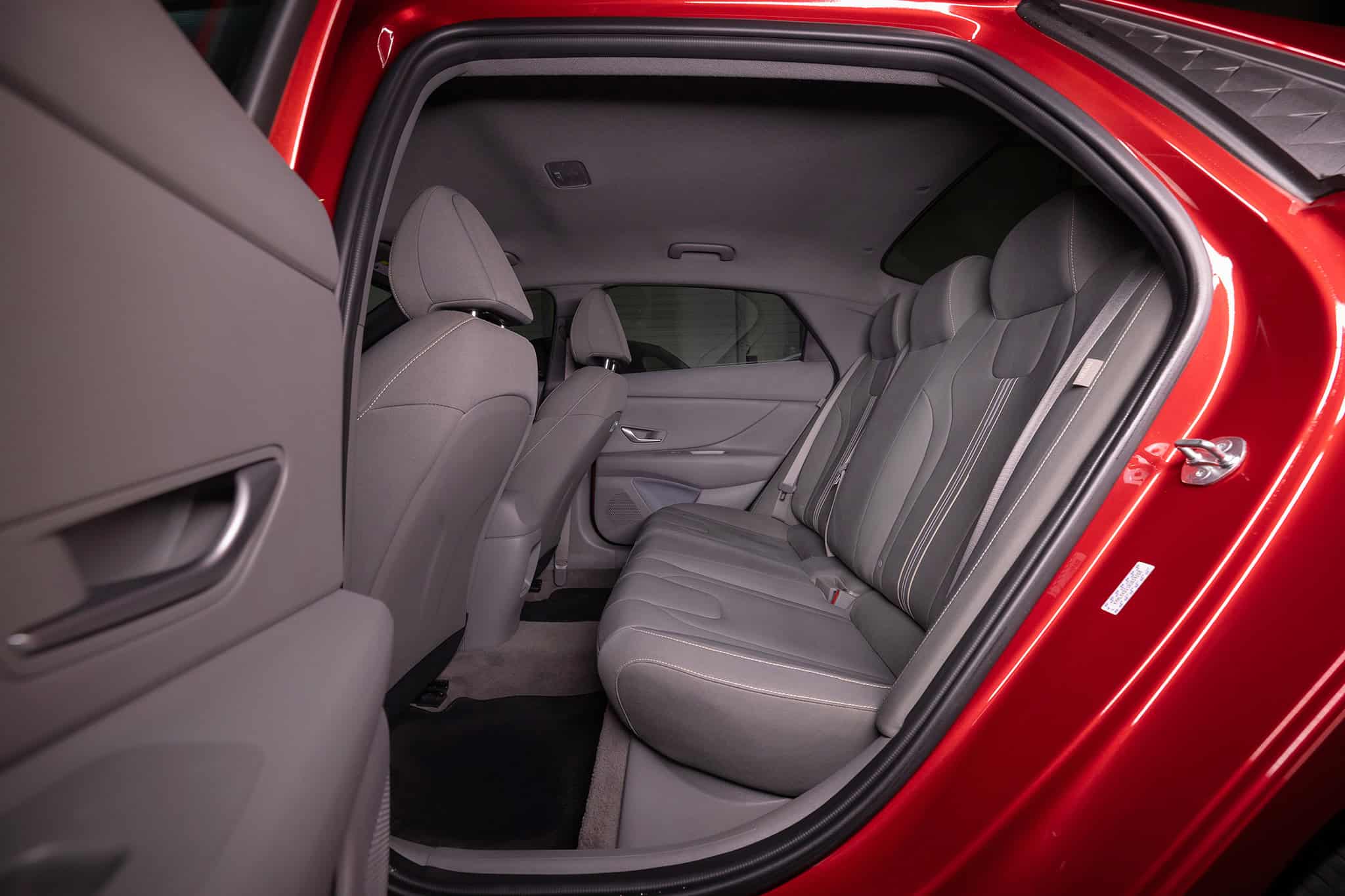 2024 Hyundai Elantra — 10