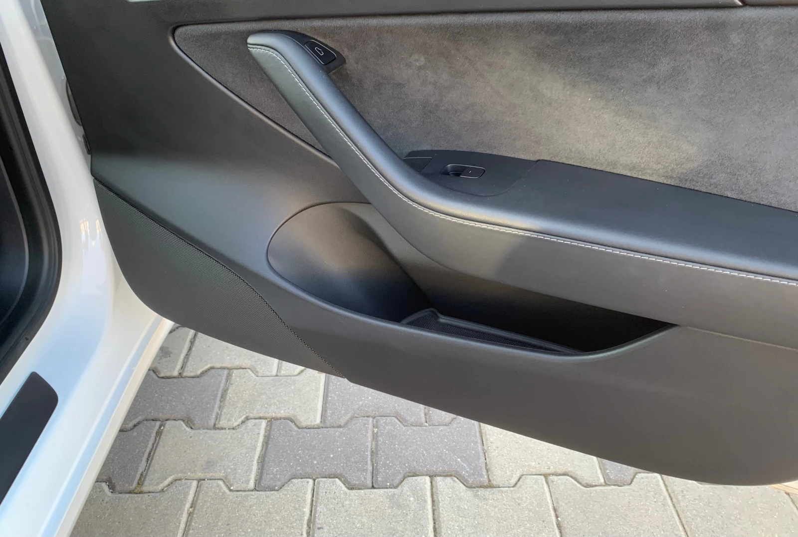 Tesla Model 3 Обява: — 14