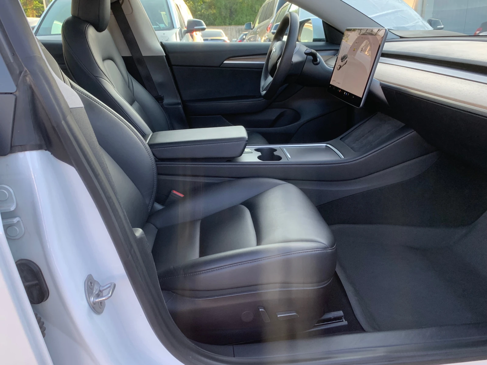 Tesla Model 3 Обява: — 9