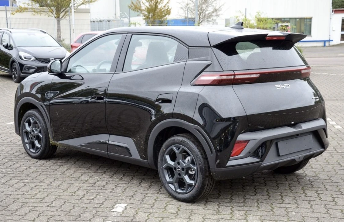 2026 BYD Dolphin Surf Boost 43 kWh — 6