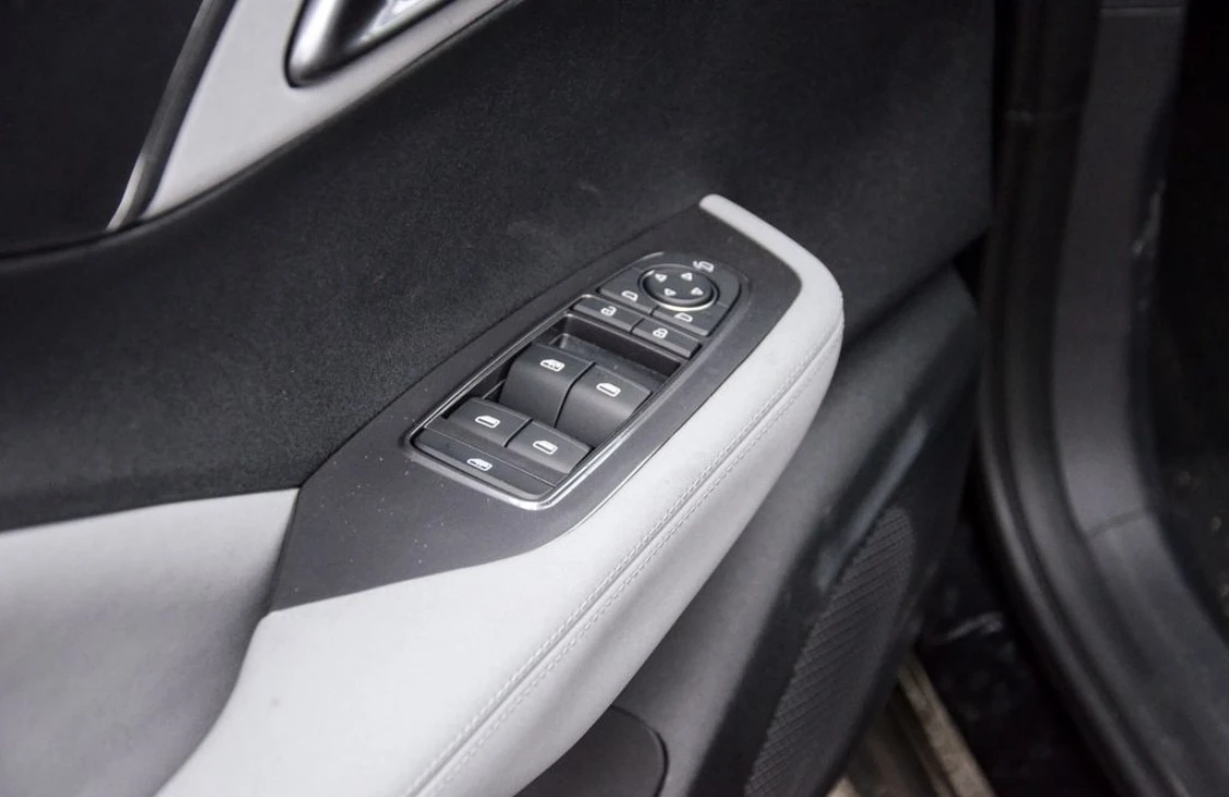 2026 BYD Dolphin Surf Boost 43 kWh — 14