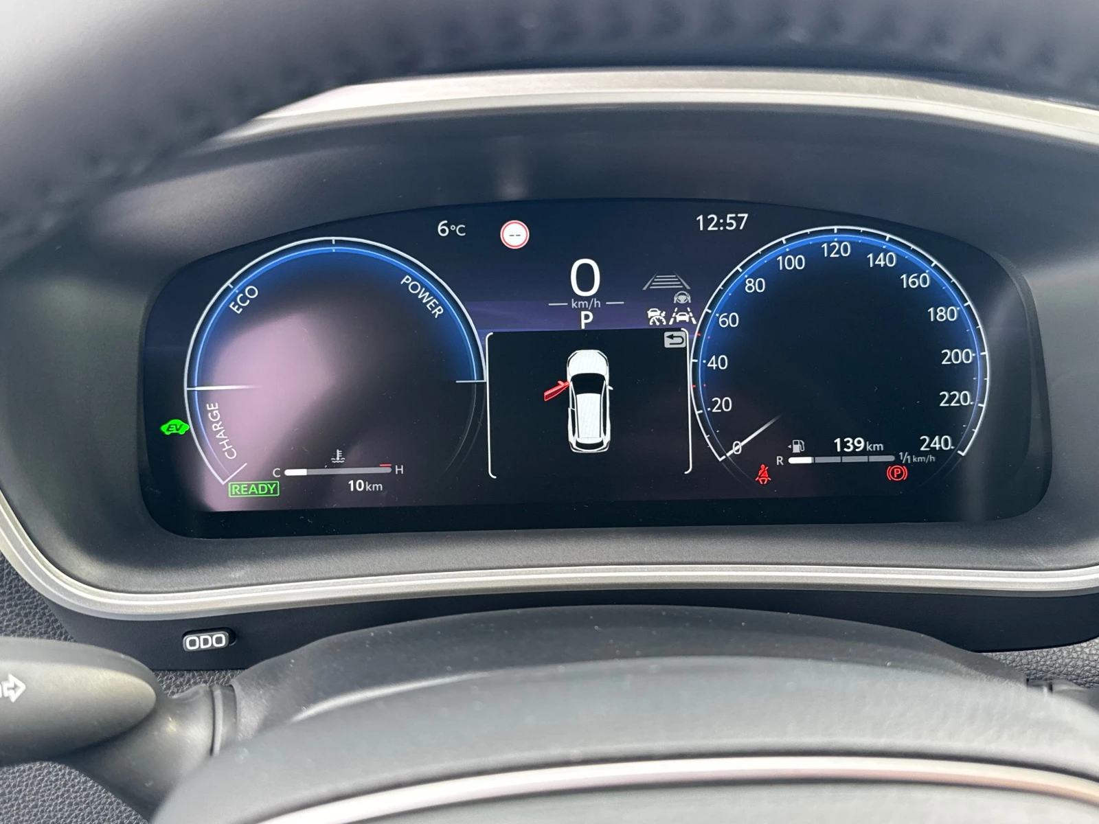 2026 Toyota Corolla Cross 2.0 HEV Executive Plus — 11