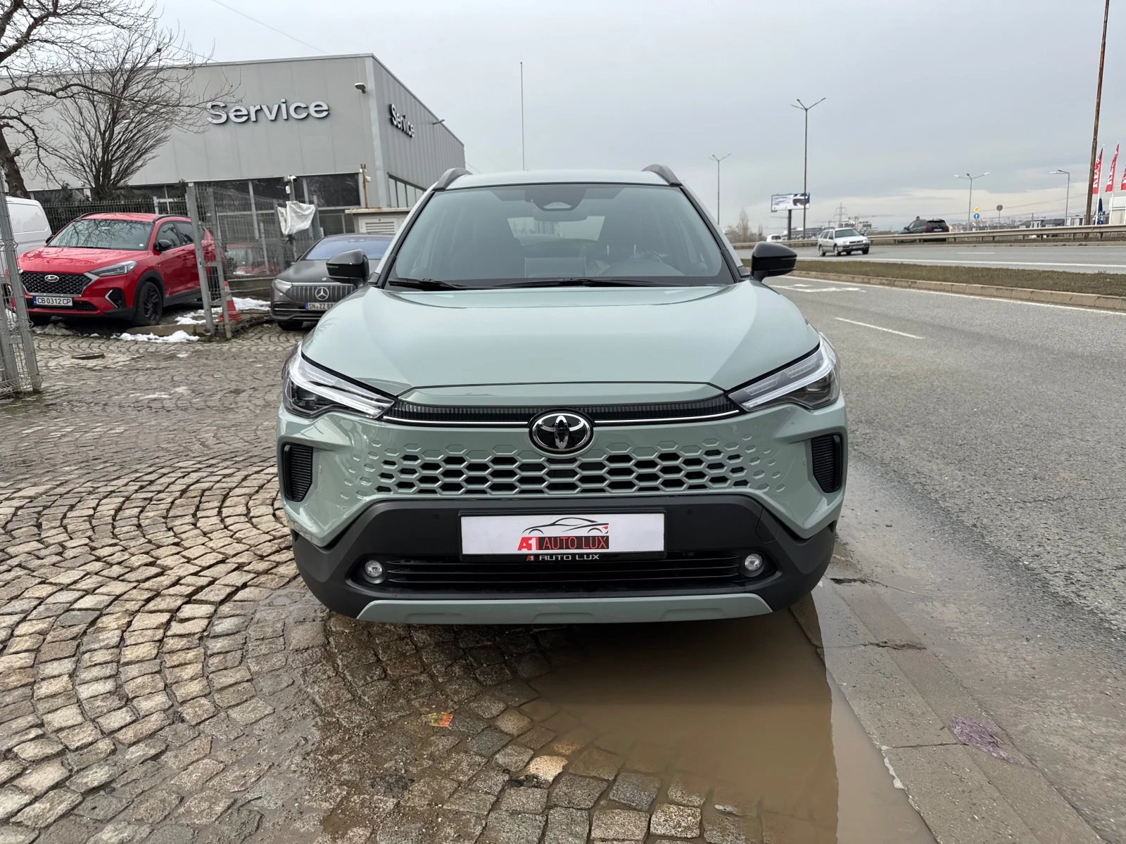 2026 Toyota Corolla Cross 2.0 HEV Executive Plus — 2