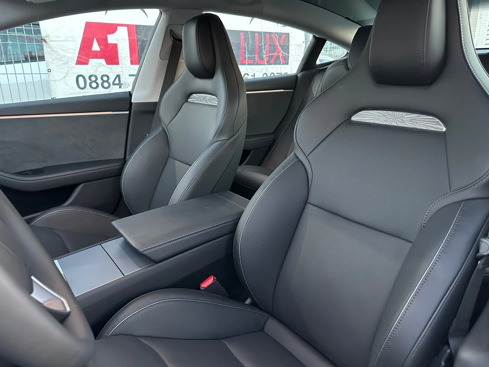 Tesla Model 3 Performance-2025 — 11