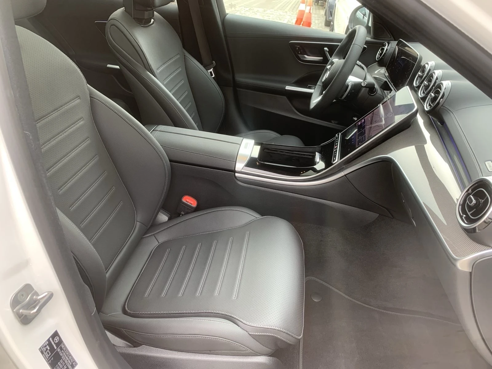 Mercedes-Benz C 300 e — 9