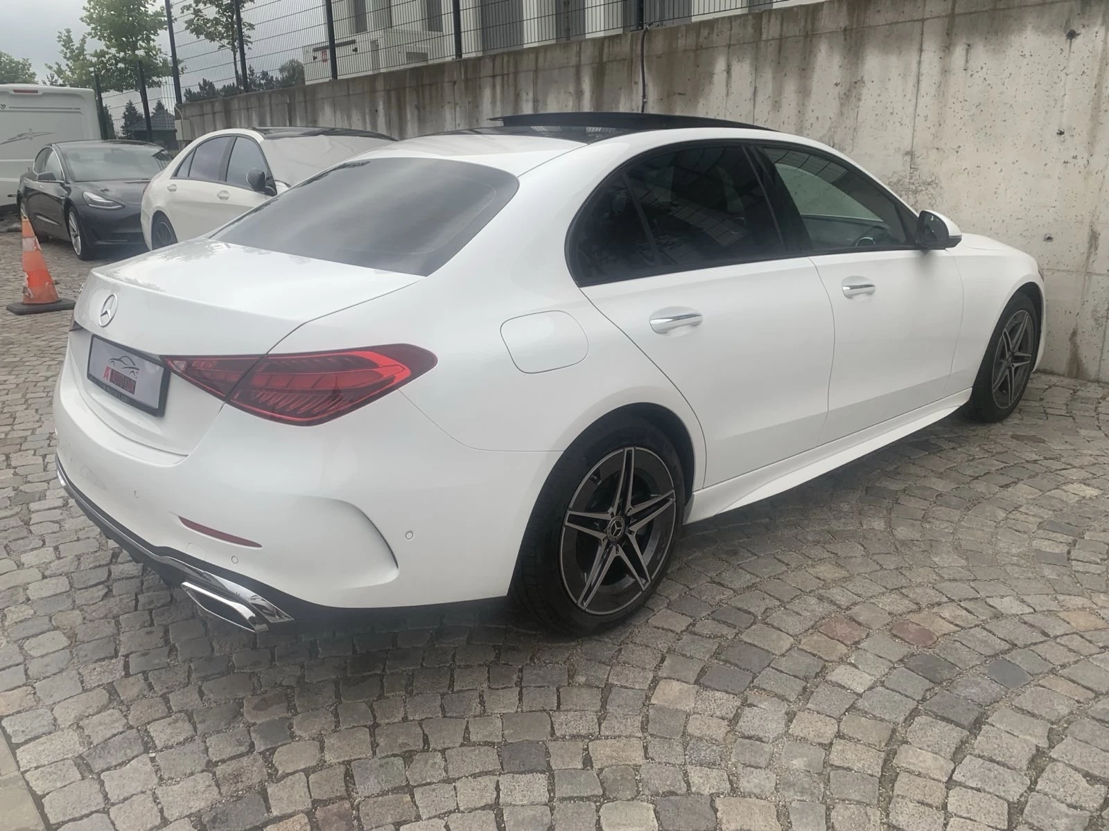 Mercedes-Benz C 300 e — 7