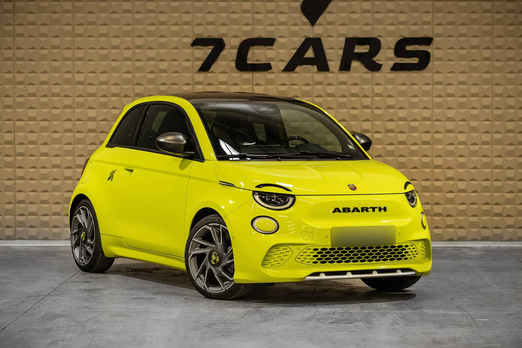 2024 Abarth 500e — 6