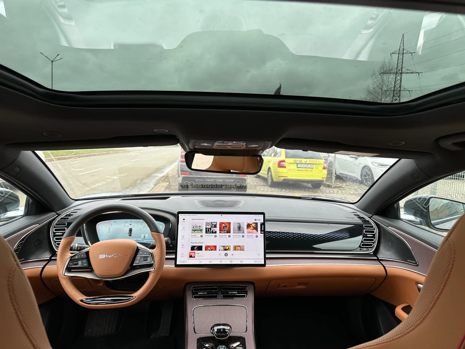 BYD HAN 4x4/Executive HEAD — 12