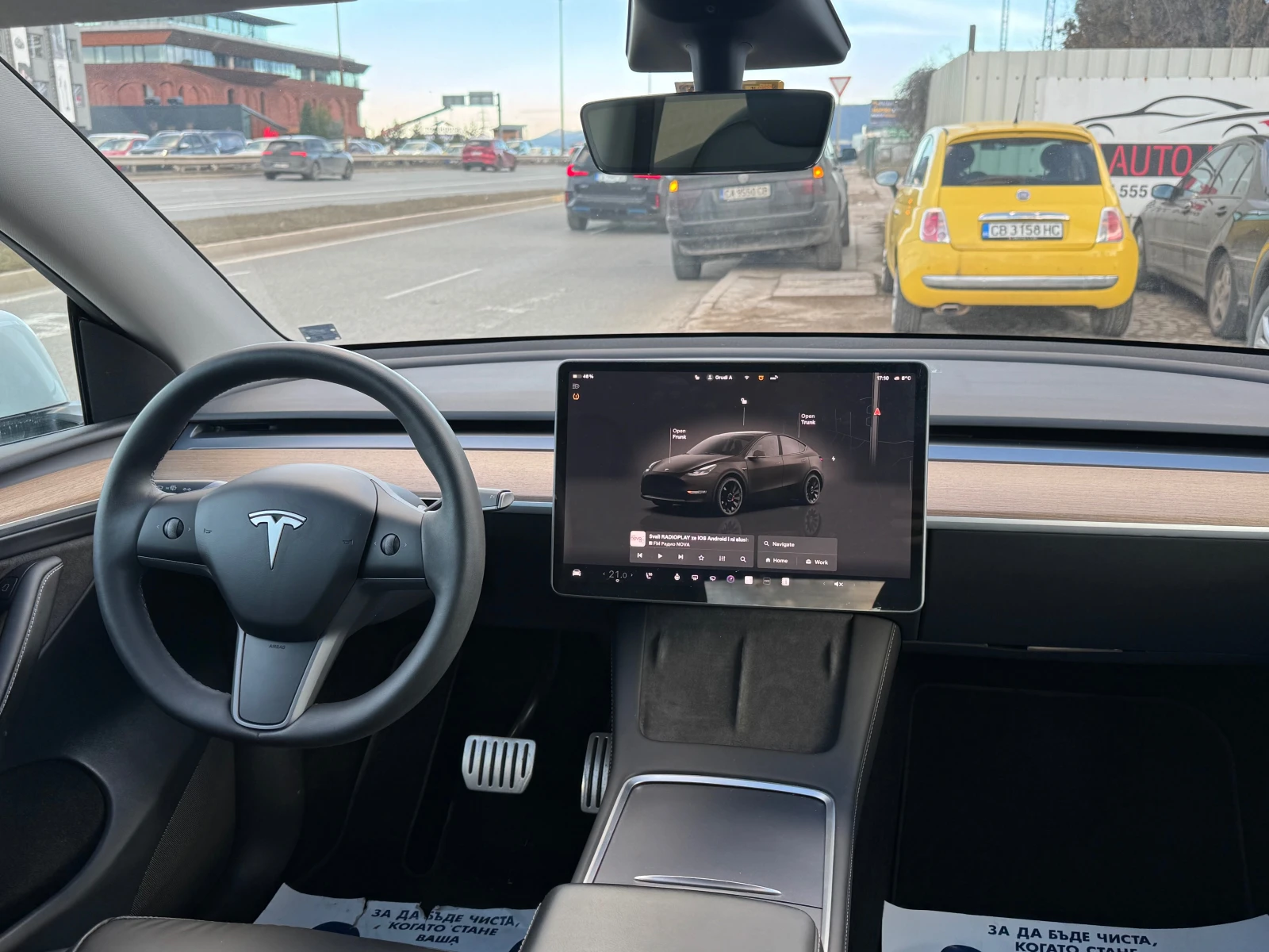 Tesla Model Y PERFORMANCE — 13