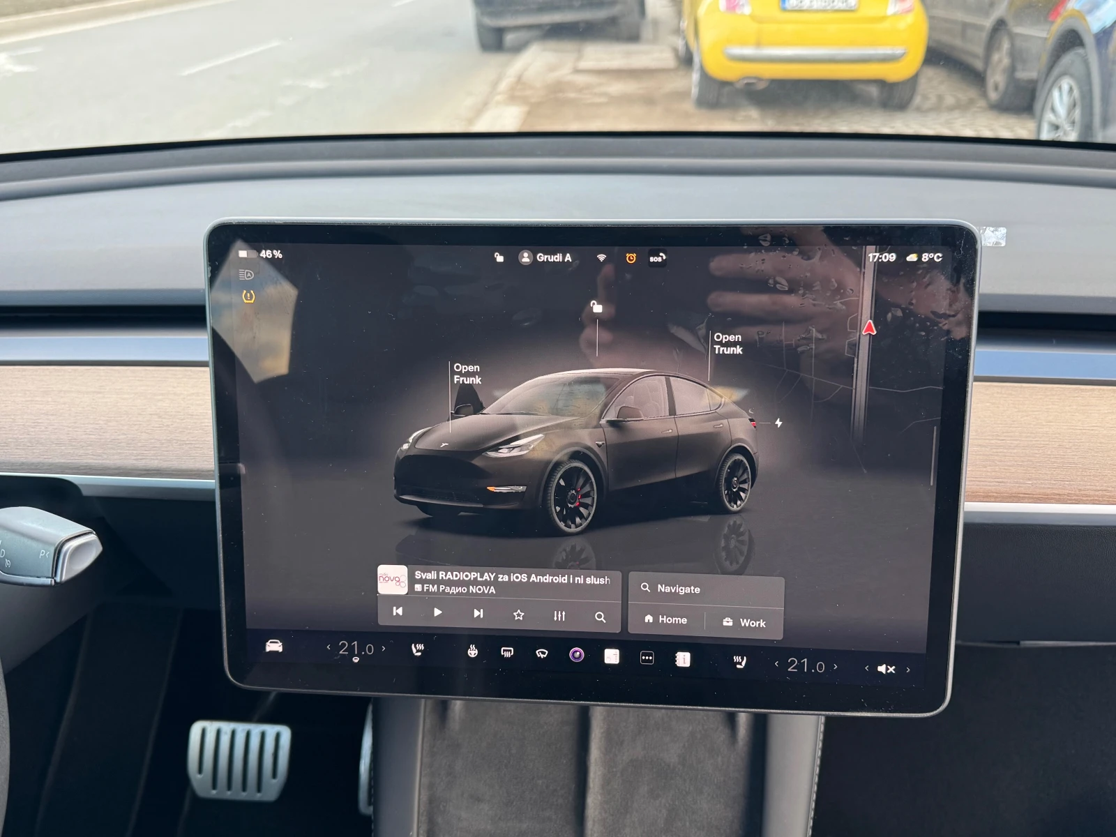 Tesla Model Y PERFORMANCE — 10