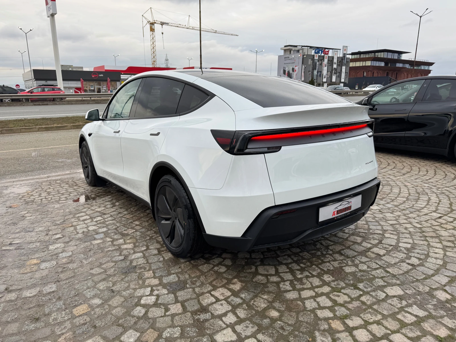 Tesla Model Y Juniper-2025\Standart, — 7