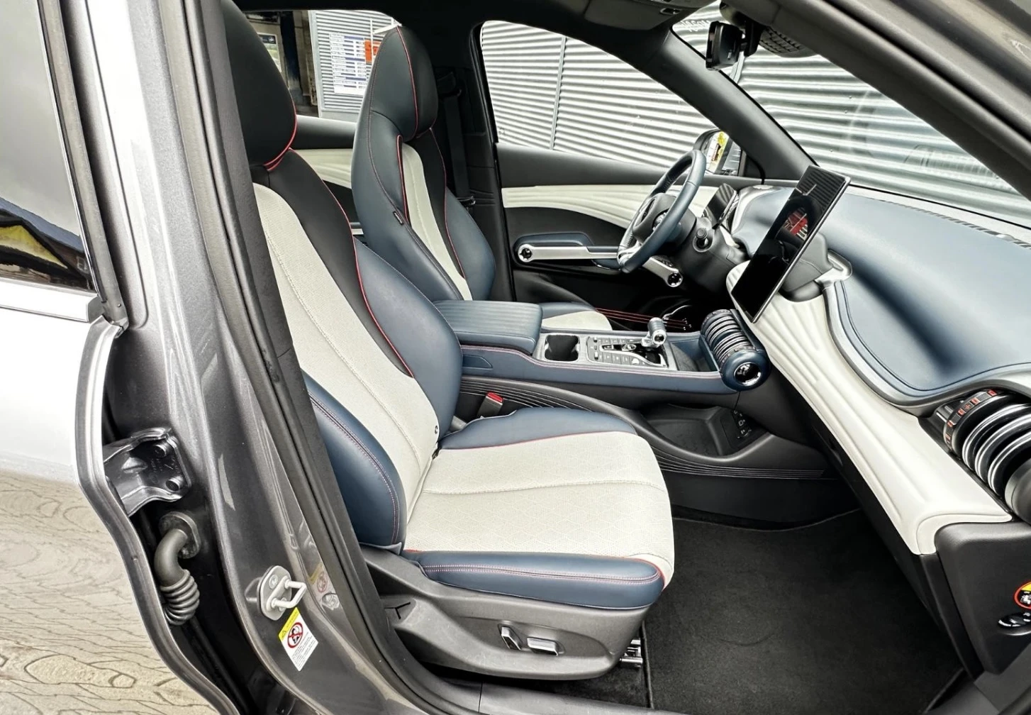 BYD Atto3 60 kwh/Desing — 13