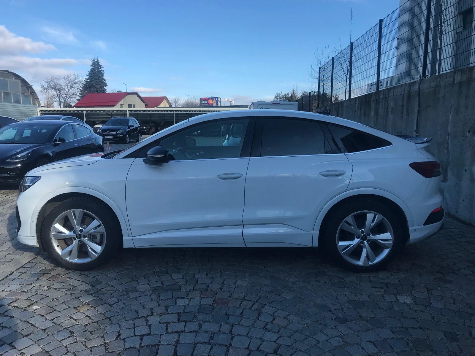 2023 Audi Q4 e-tron 40 Sportback quattro — 5