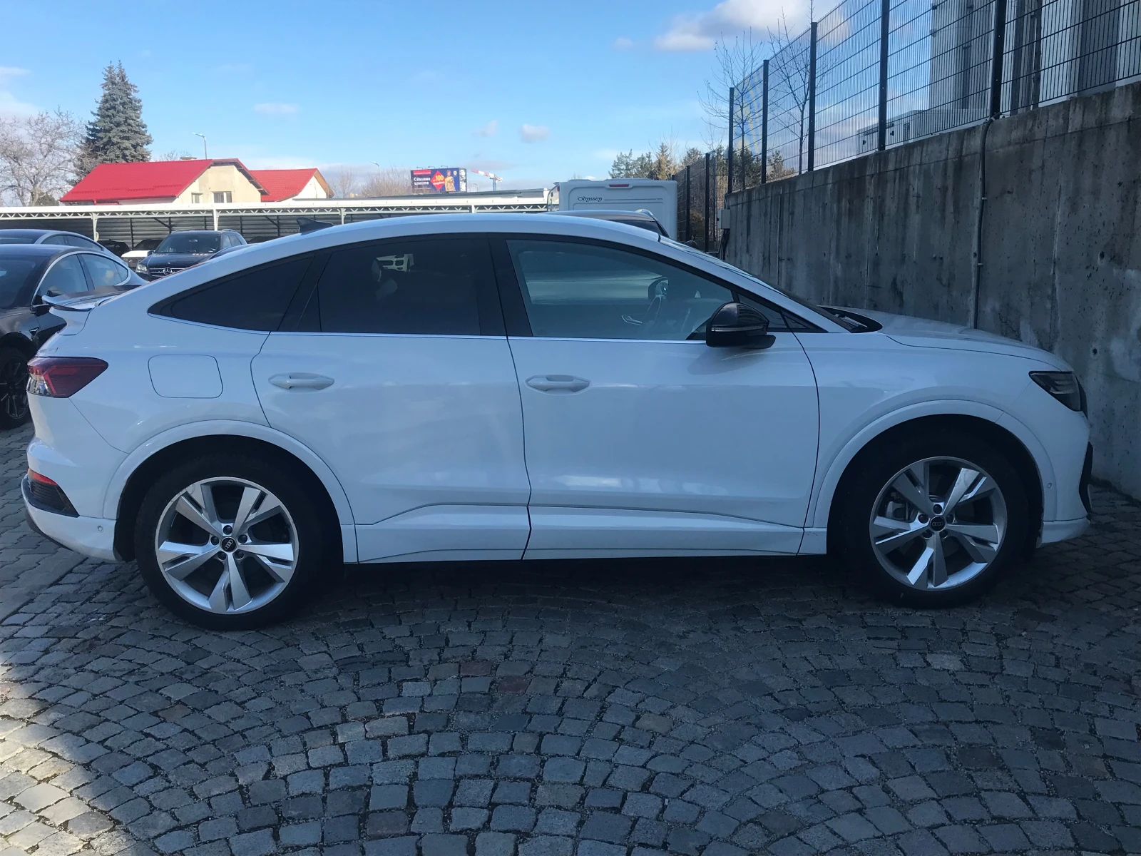 2023 Audi Q4 e-tron 40 Sportback quattro — 6