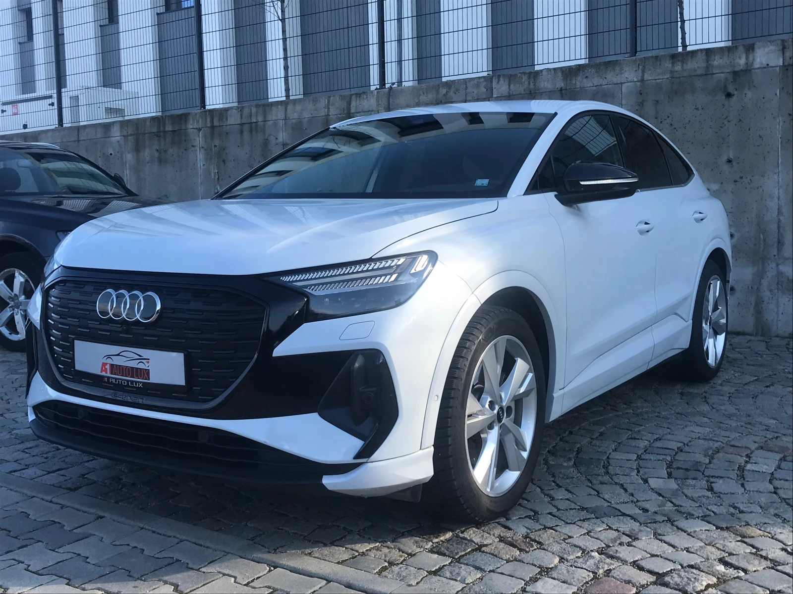2023 Audi Q4 e-tron 40 Sportback quattro — 3