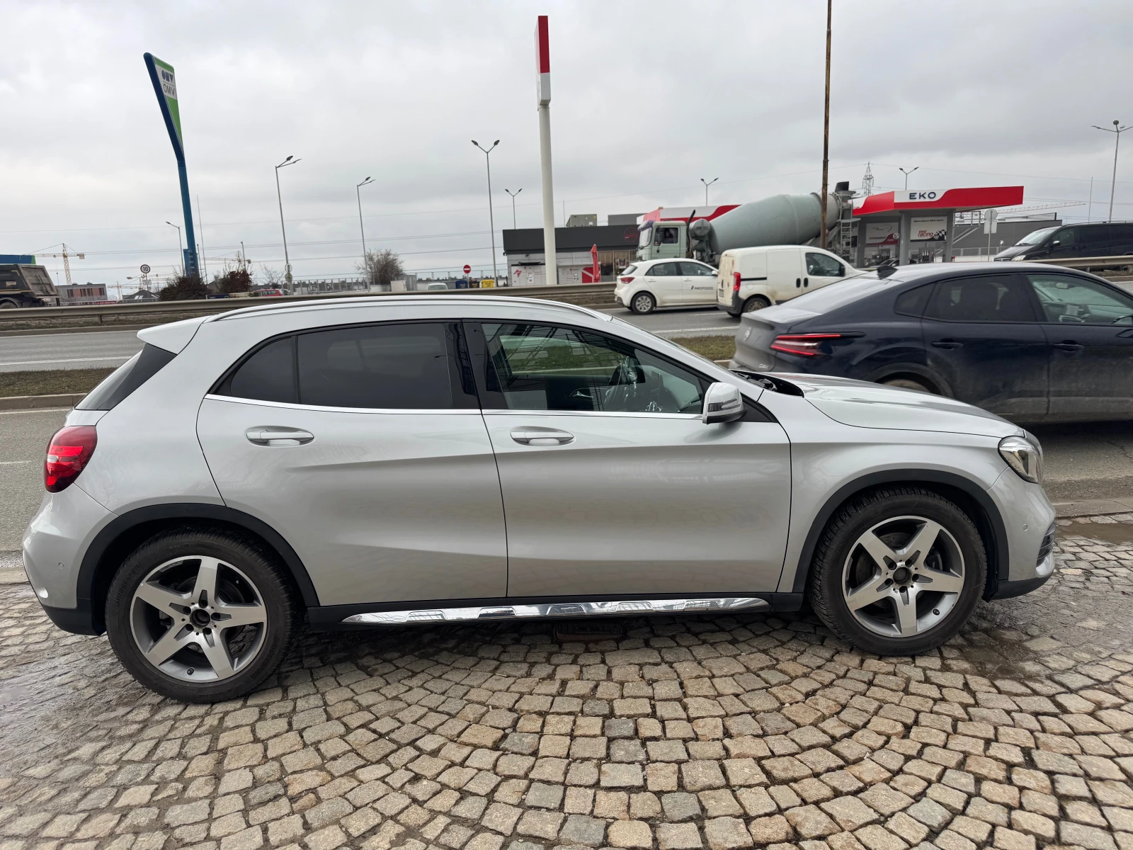Mercedes-Benz GLA 220 4-MATIC/AMG — 8