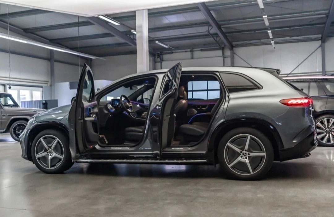 Mercedes-Benz EQS SUV/4M/AMG-Line Premium — 13