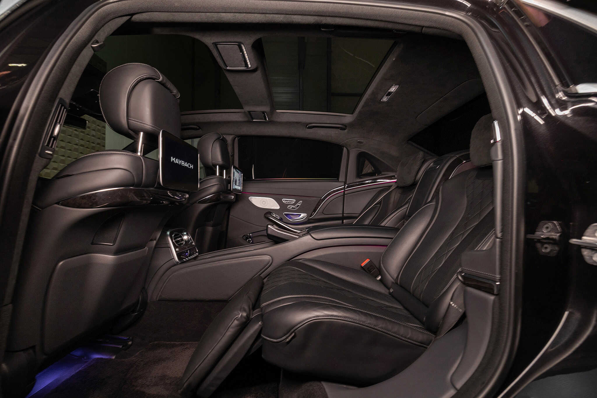 2018 Mercedes-Benz Maybach S 560 — 12