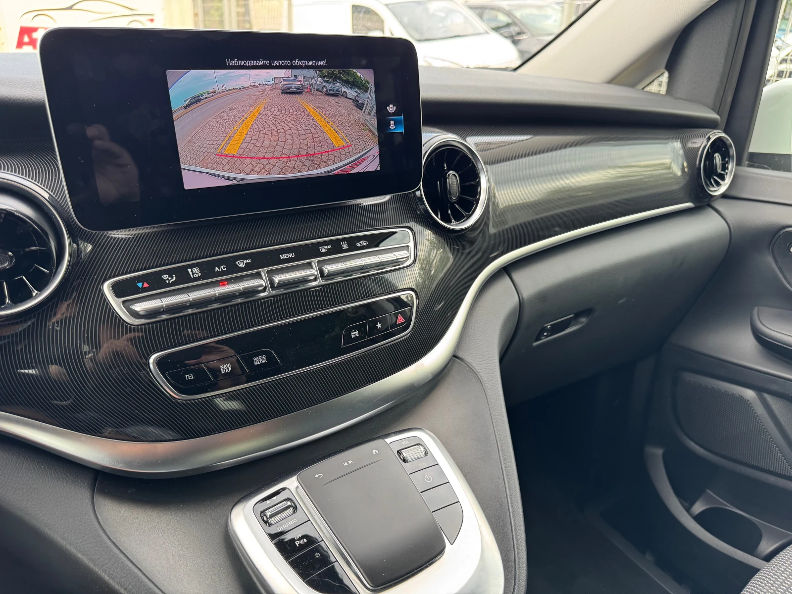 Mercedes-Benz EQV 300 Long — 16