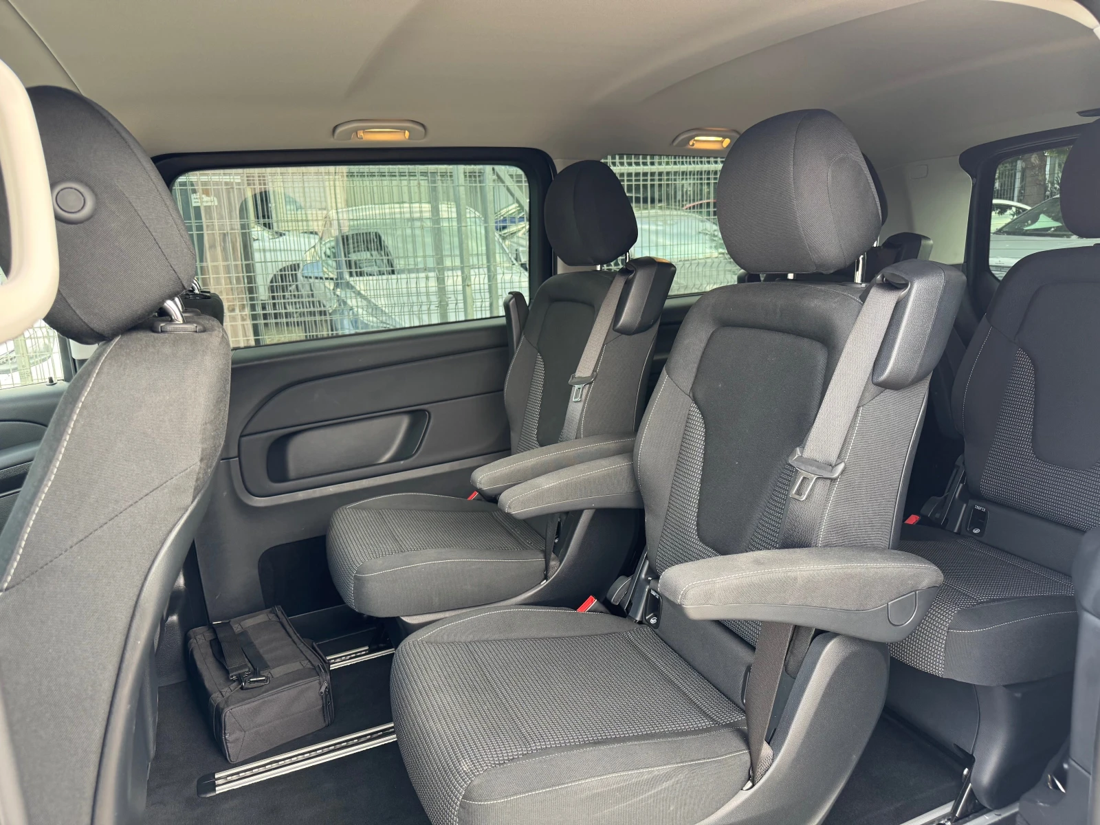 Mercedes-Benz EQV 300 Long — 6