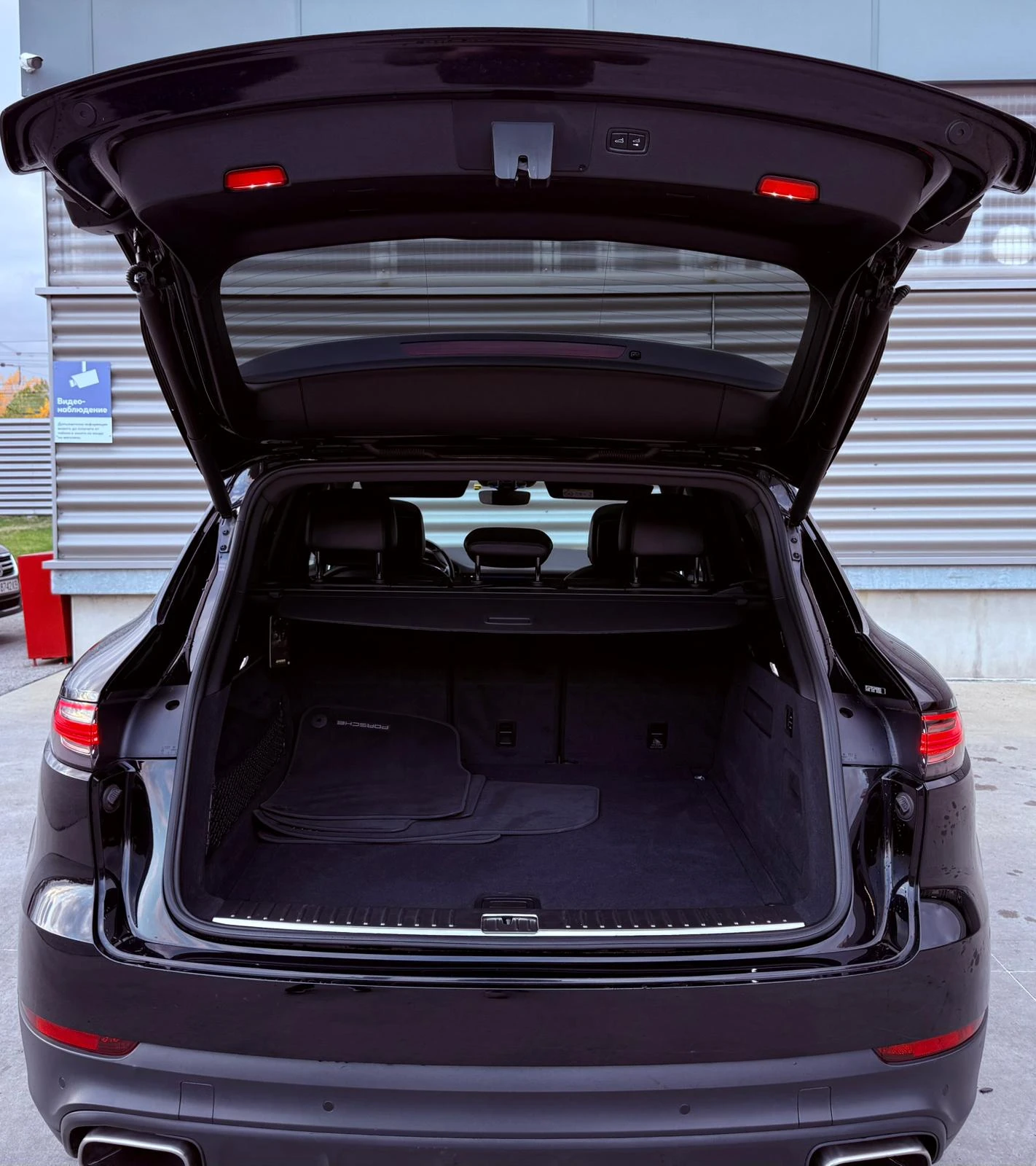 Porsche Cayenne III/3.0/V6/8 speed/Matrix/PANO/BOSE/4x4/360* — 9