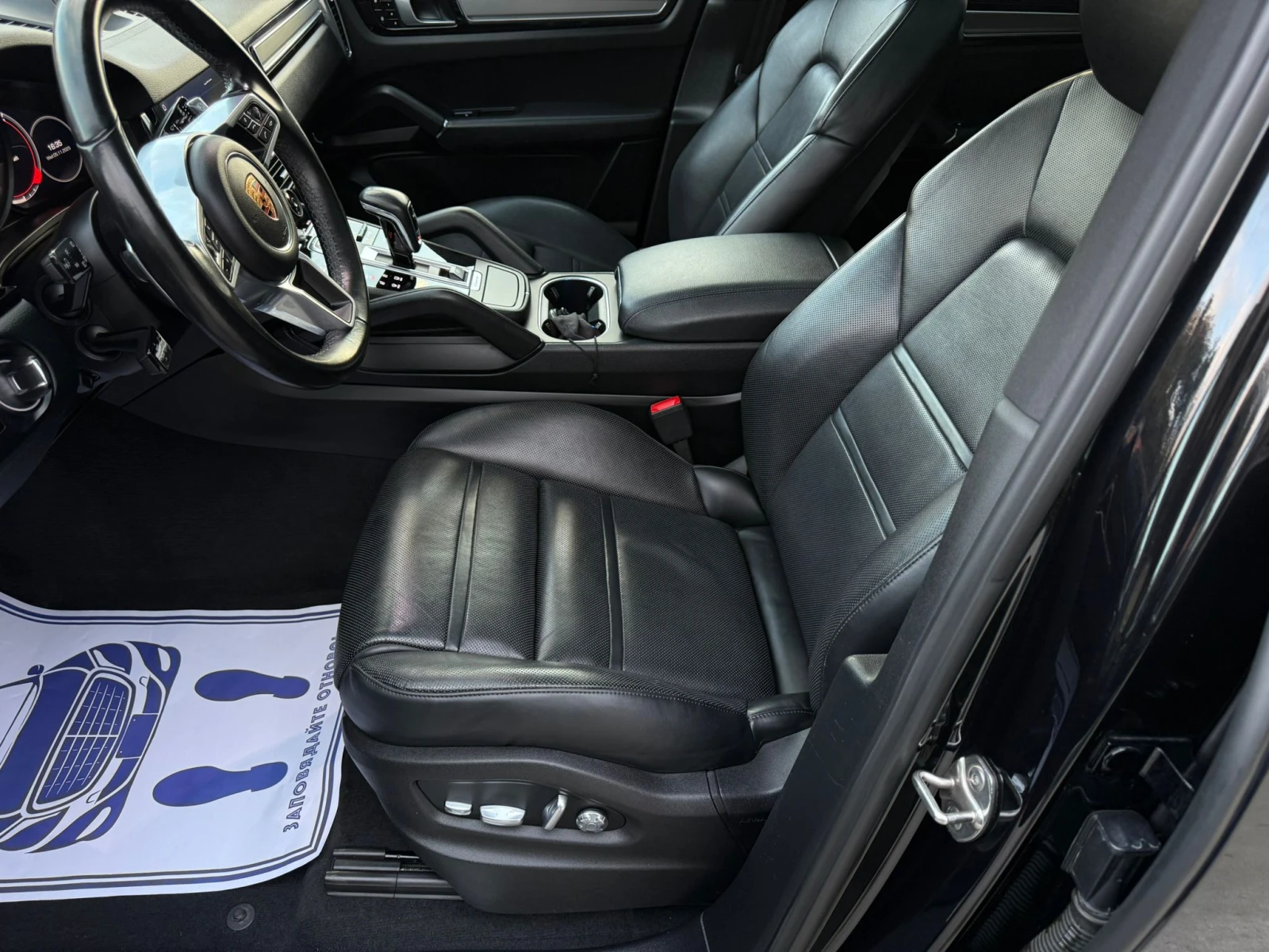 Porsche Cayenne III/3.0/V6/8 speed/Matrix/PANO/BOSE/4x4/360* — 13