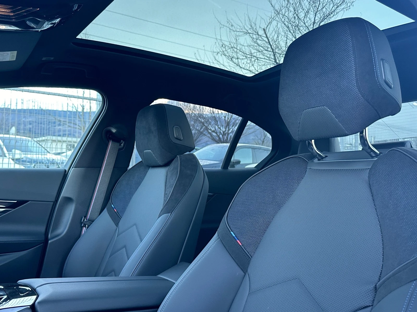 2025 BMW i5 M-Sport Pro 82 kWh — 11