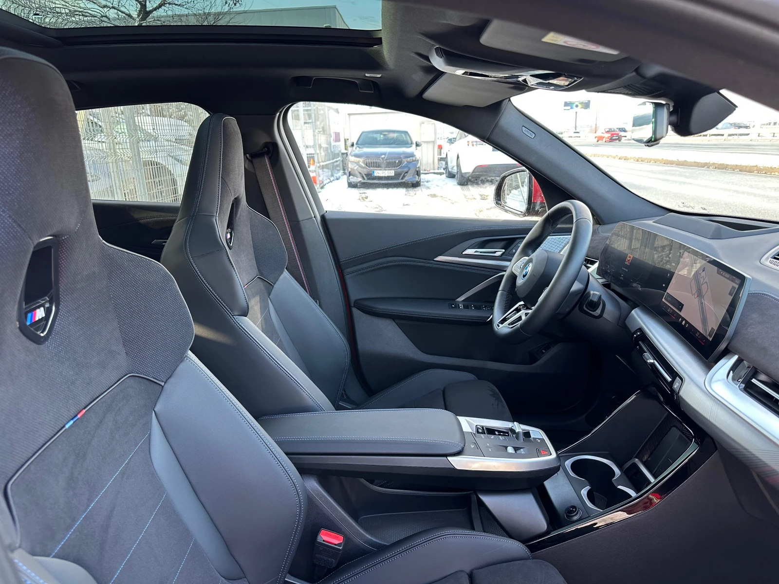 BMW iX2 Drive.Ass+ /Harman — 11