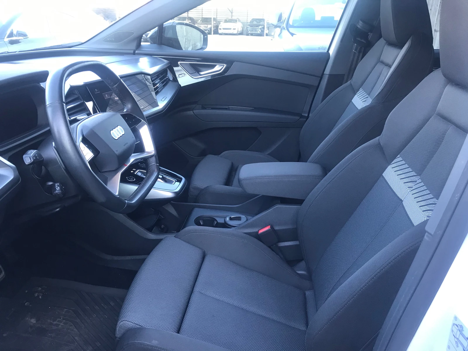 Audi Q4 Гаранция до — 10