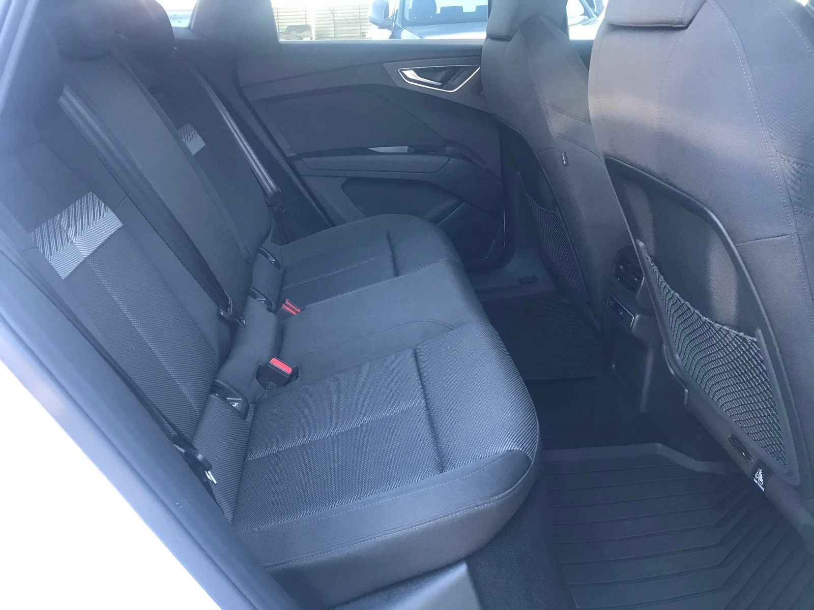 Audi Q4 Гаранция до — 15