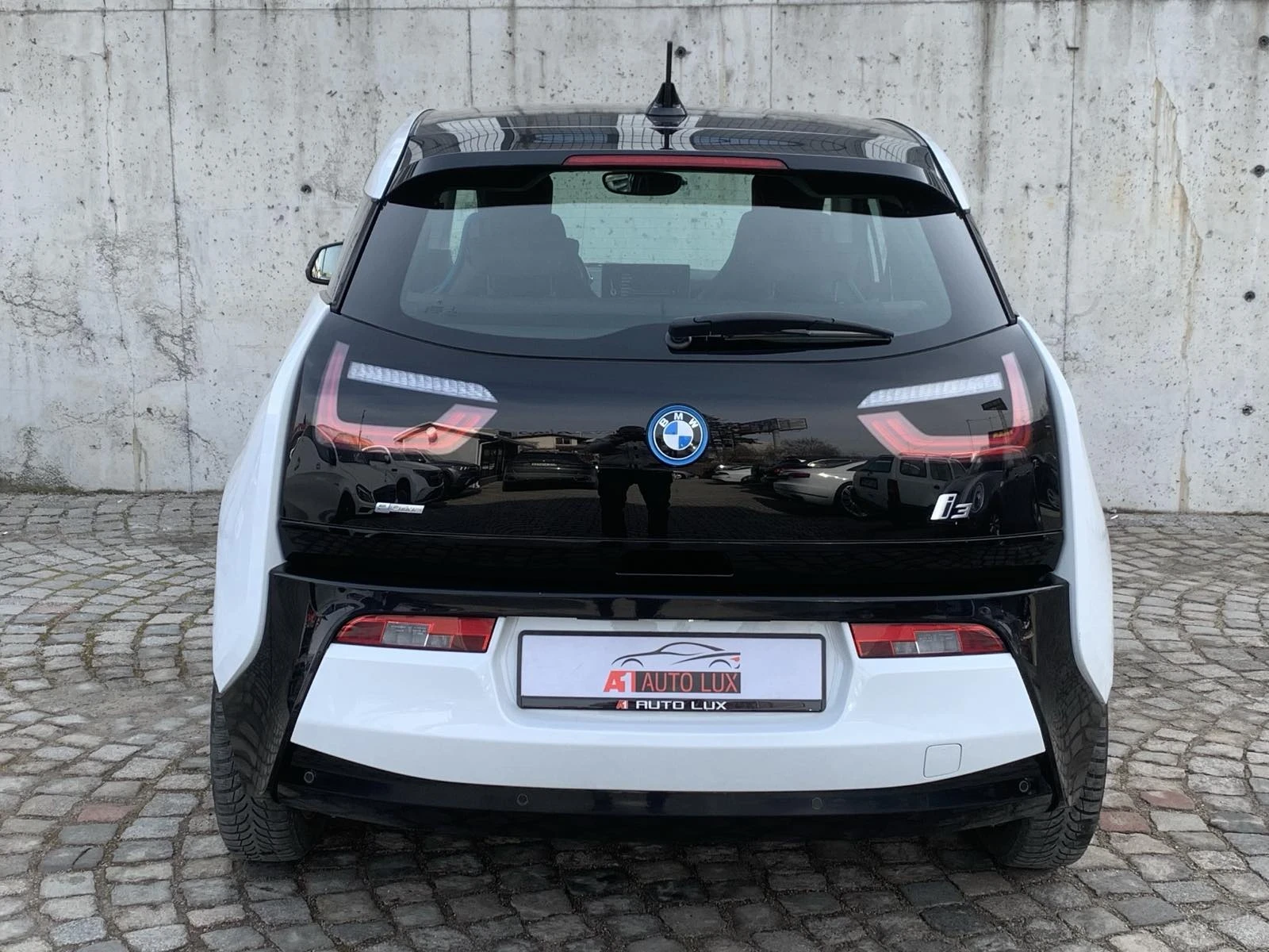 BMW i3 Rex/Auto/NAVI/MULTY/Excellent! Обява: — 10
