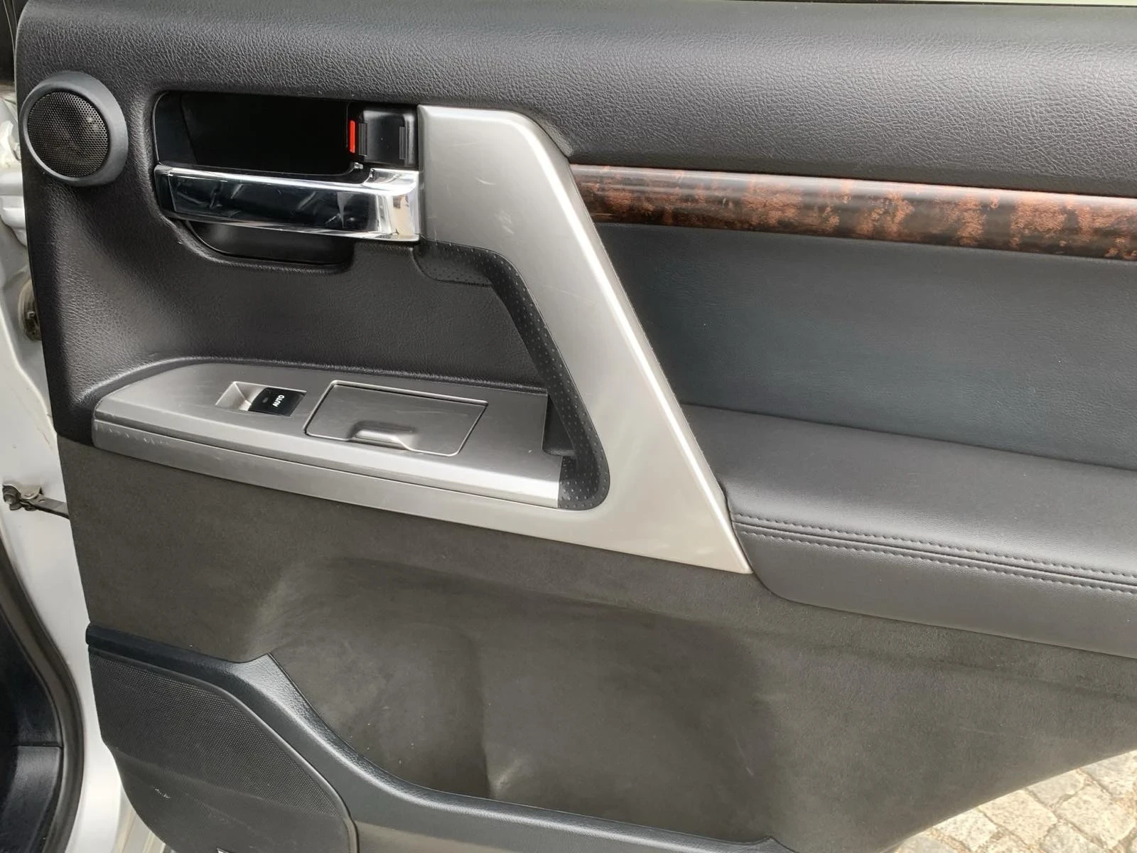 Toyota Land cruiser 200 — 14