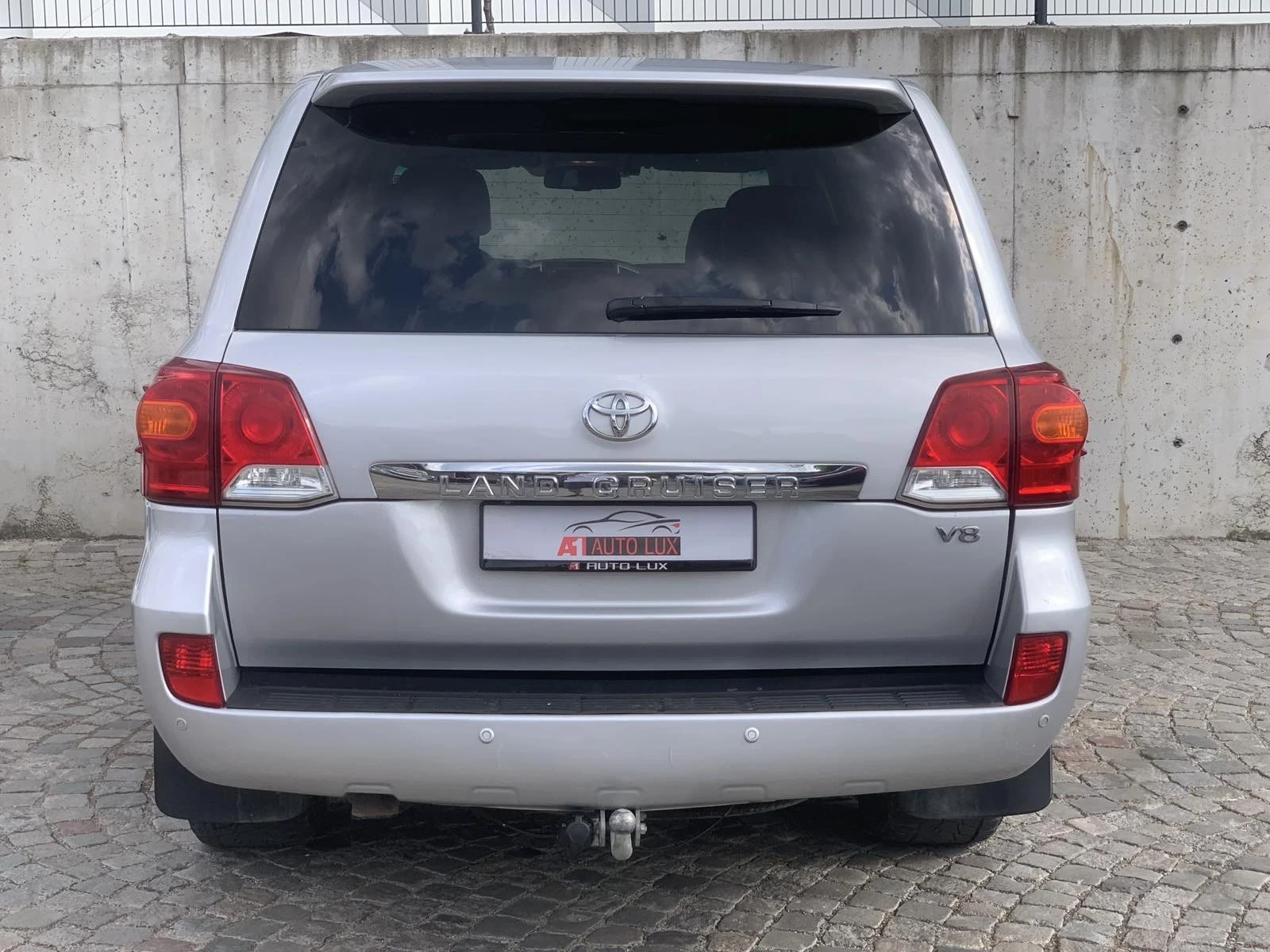 Toyota Land cruiser 200 — 6