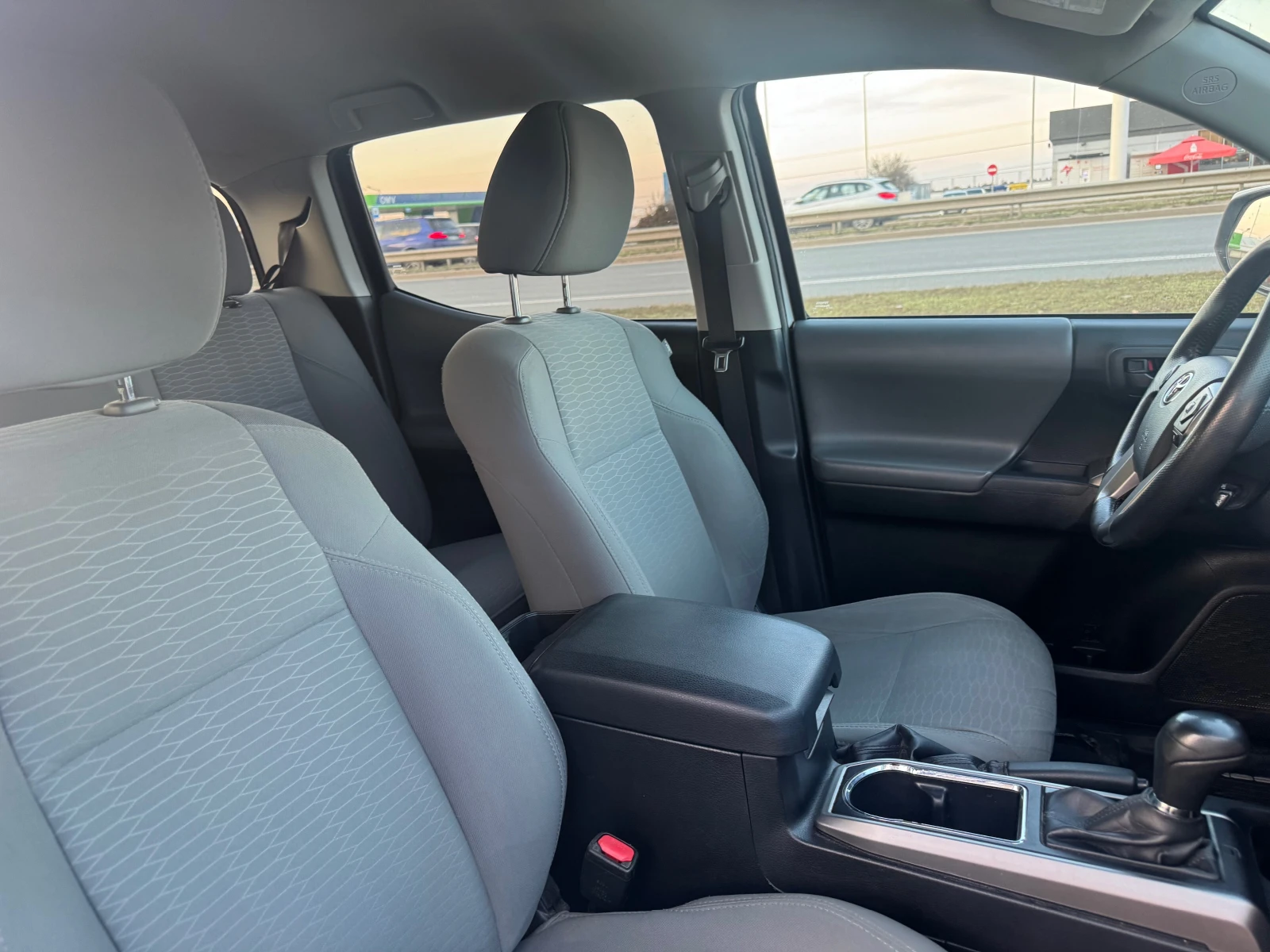 2017 Toyota Tacoma 3.5i 4x4 V6 — 13