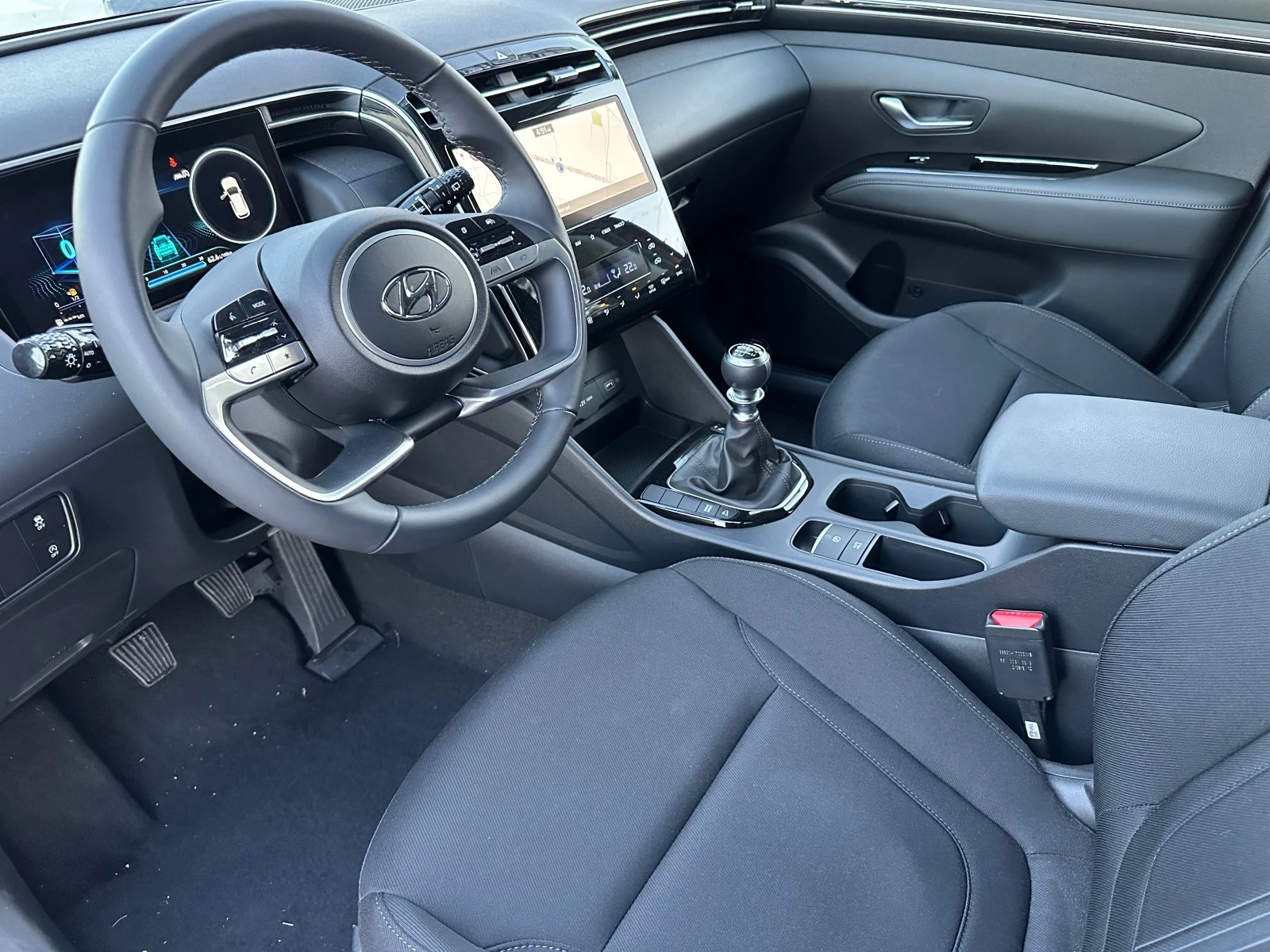 Hyundai Tucson 1.6T Обява: — 10